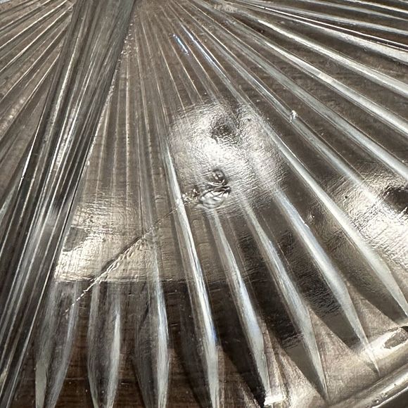 Vintage Divided Glass Crystal Candy Nut Dish Round 7.5" Heavy MCM - Picture 6 of 6